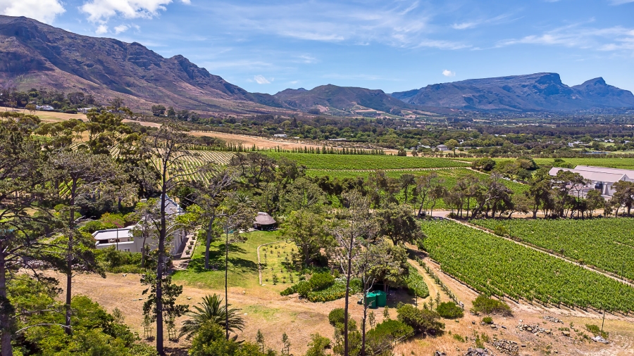 4 Bedroom Property for Sale in Steenberg Golf Estate Western Cape